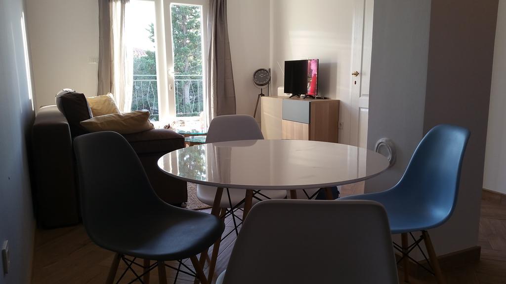 Apartment Blue Ivy Селине Екстериор снимка